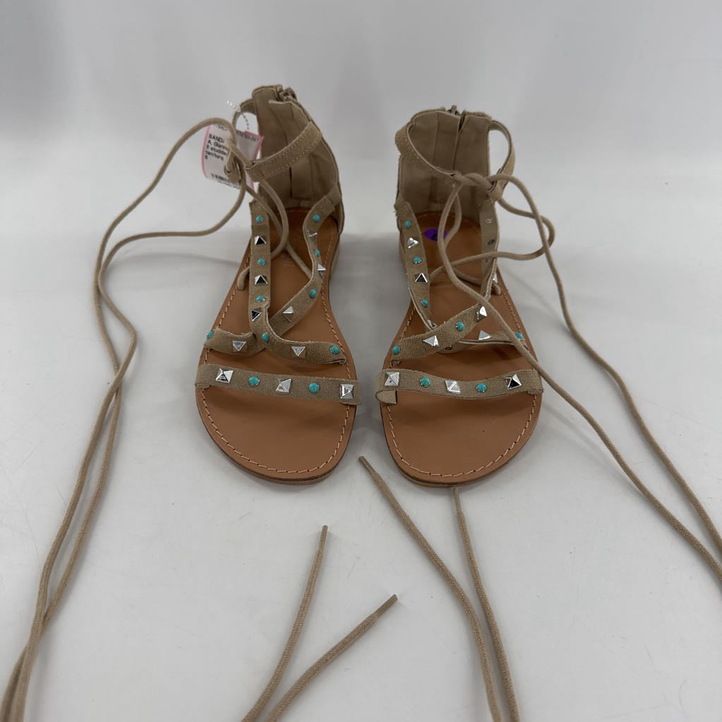 8 studded lace up sandal