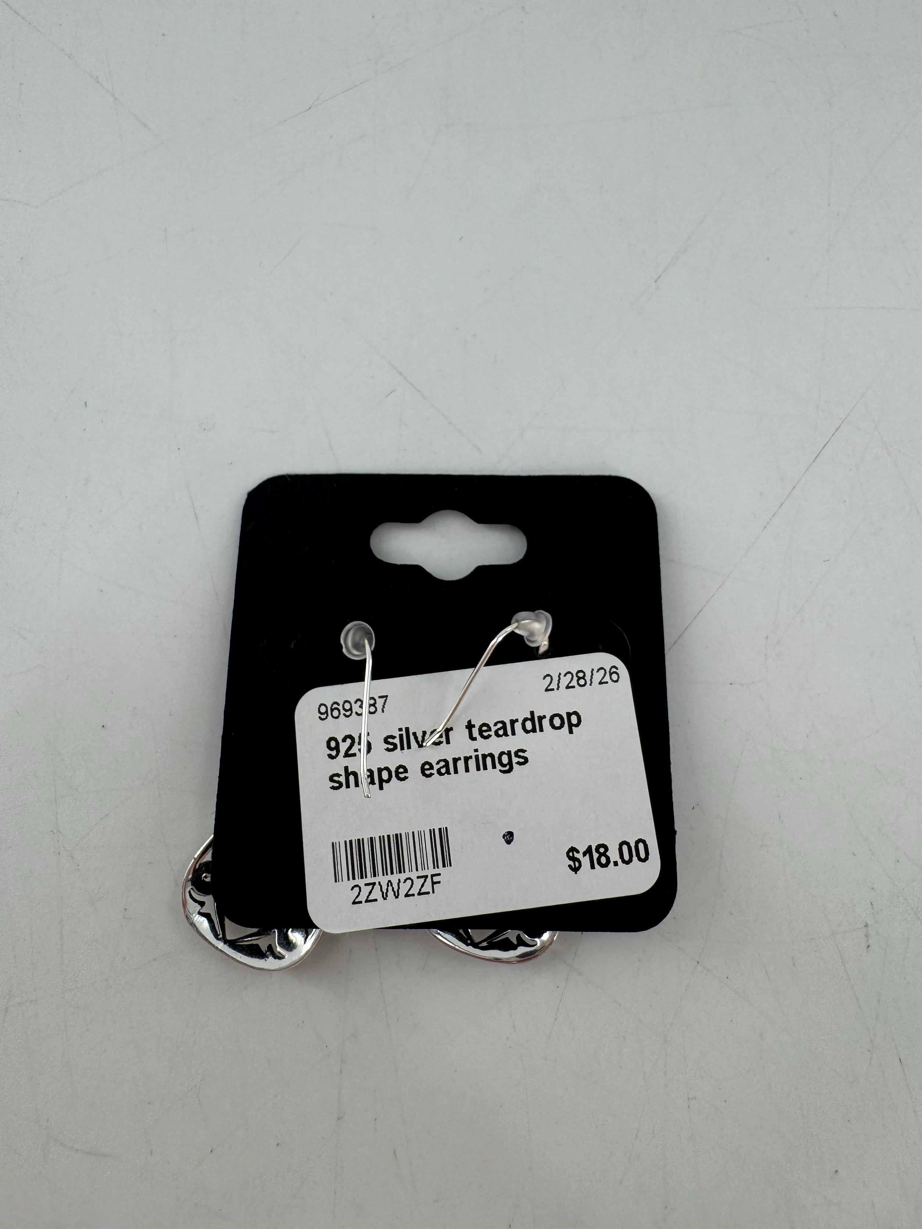 925 silver teardrop shape earrings