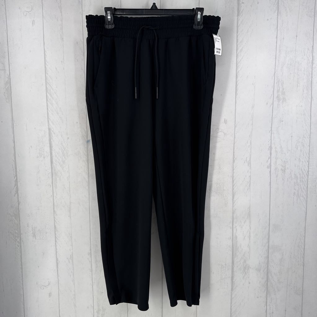 10 pull-on pant