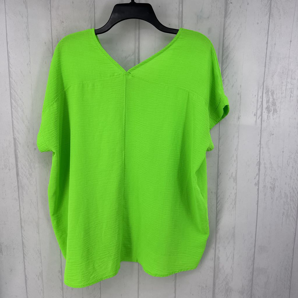 M v-neck drop shoulder top