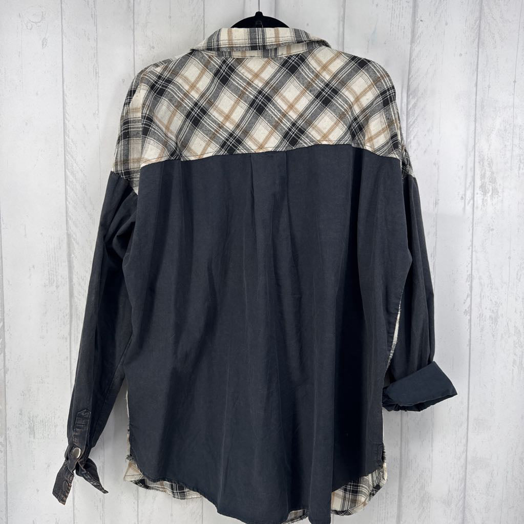 1XL plaid button down l/s top