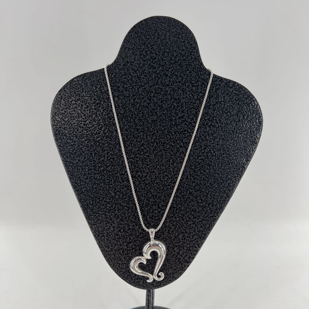 12" silver heart pendant necklace