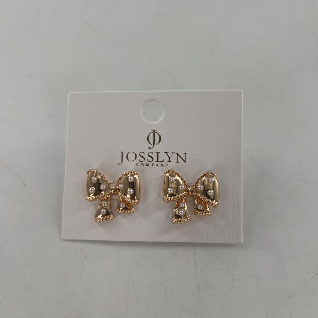 gold bows w/ pearls earrings