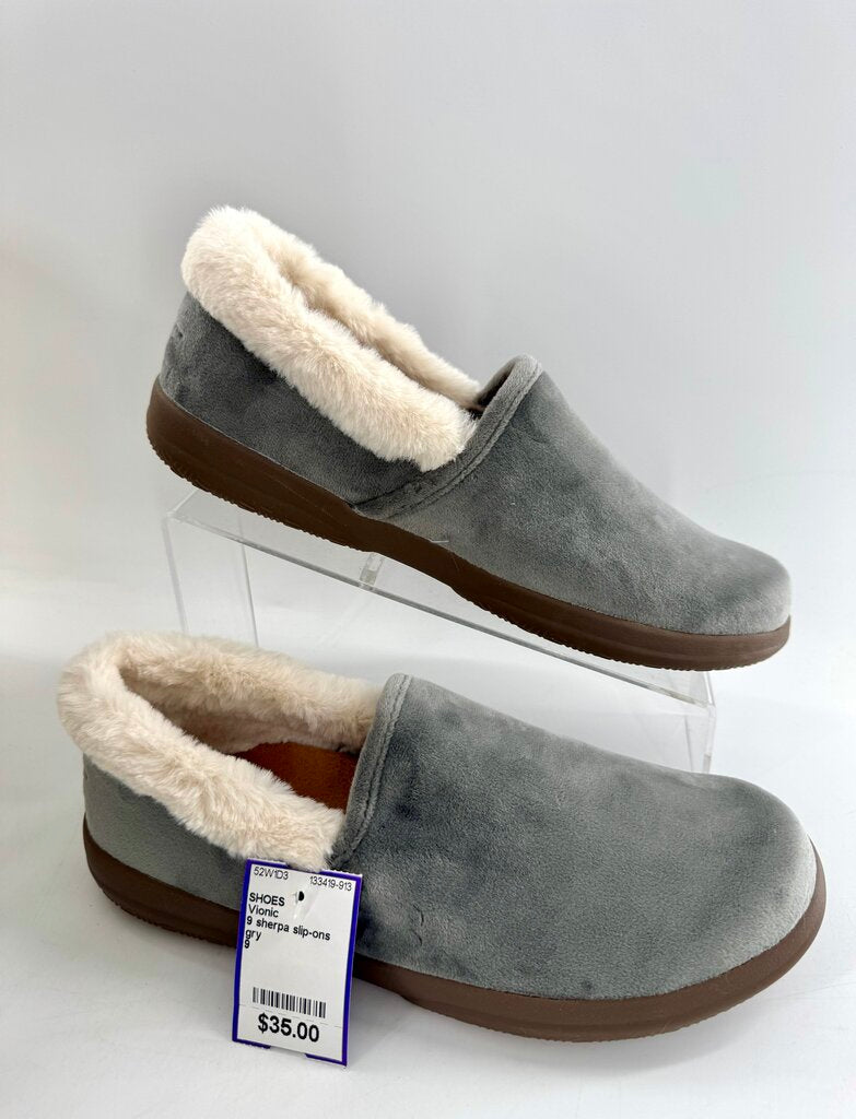 9 sherpa slip-ons