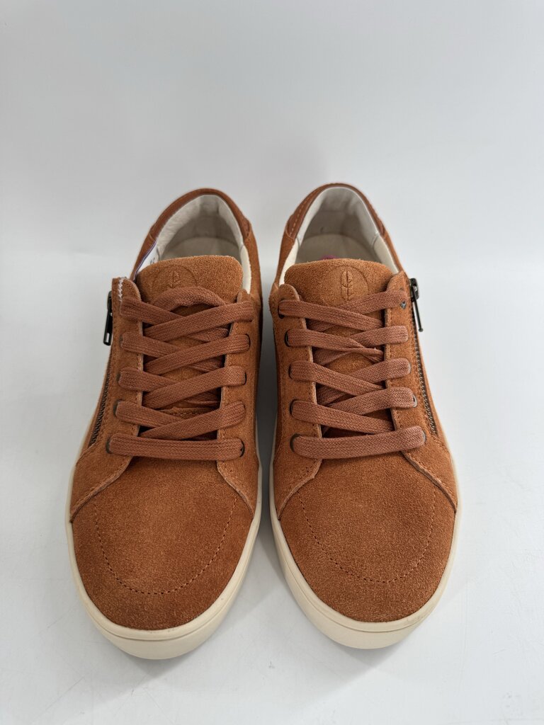 9 suede lace-up sneaker