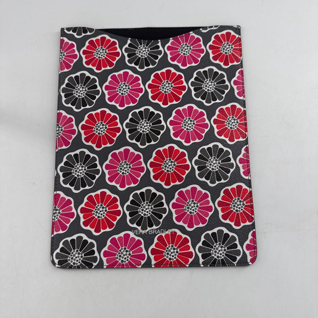 R34 Vera Bradley slim tablet sleeve