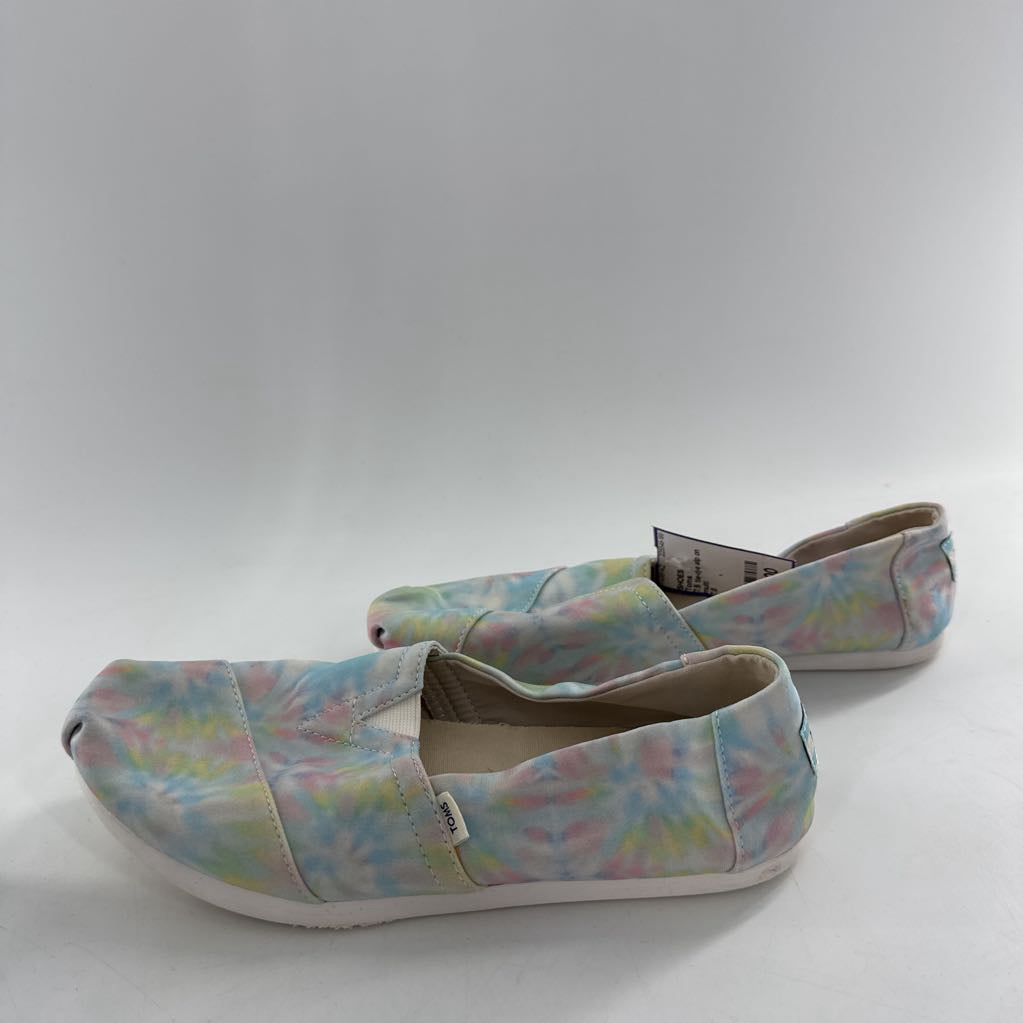 7.5 tie-dye slip on loafers