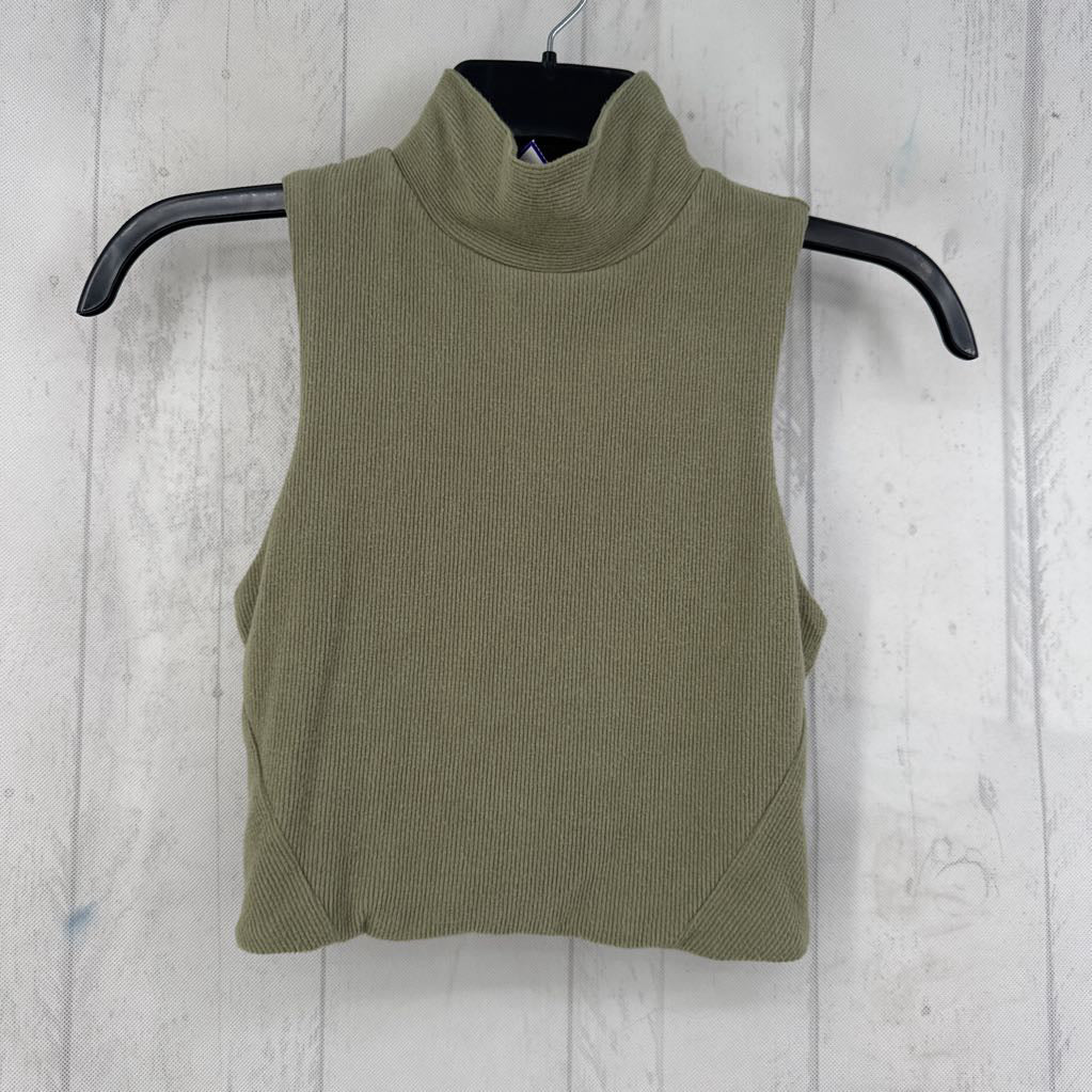 XS mock neck crop tank