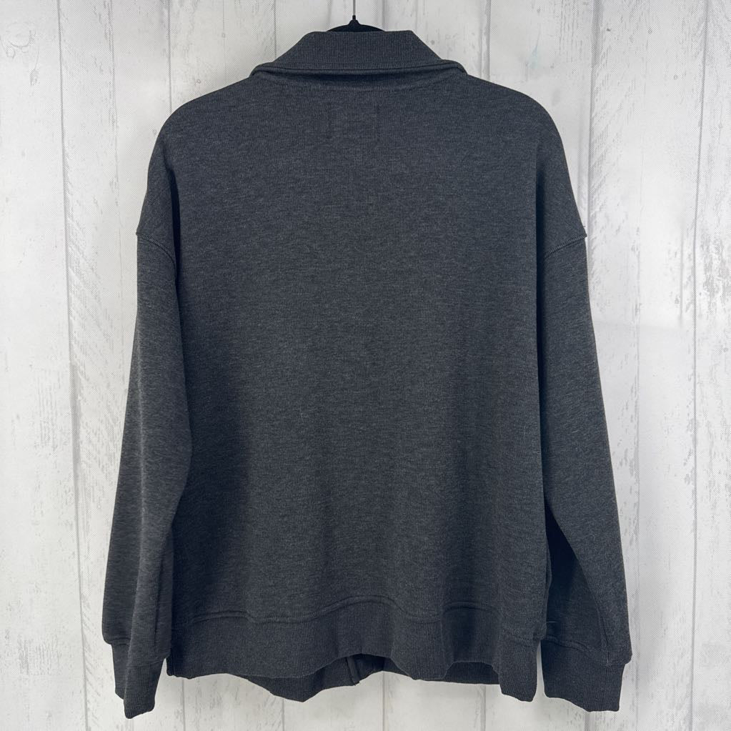 L zip-up sweatshirt
