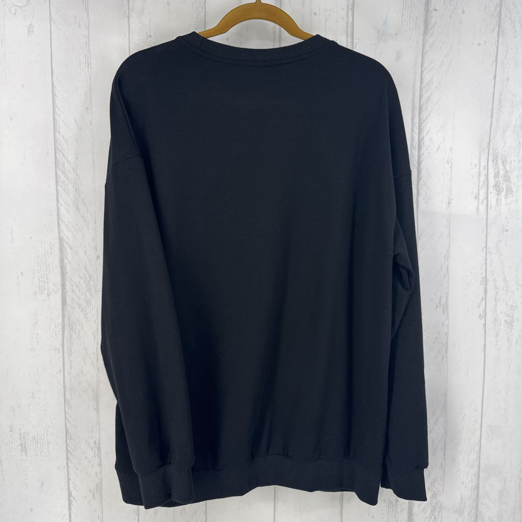 L sweatshirt-dogs make everything better