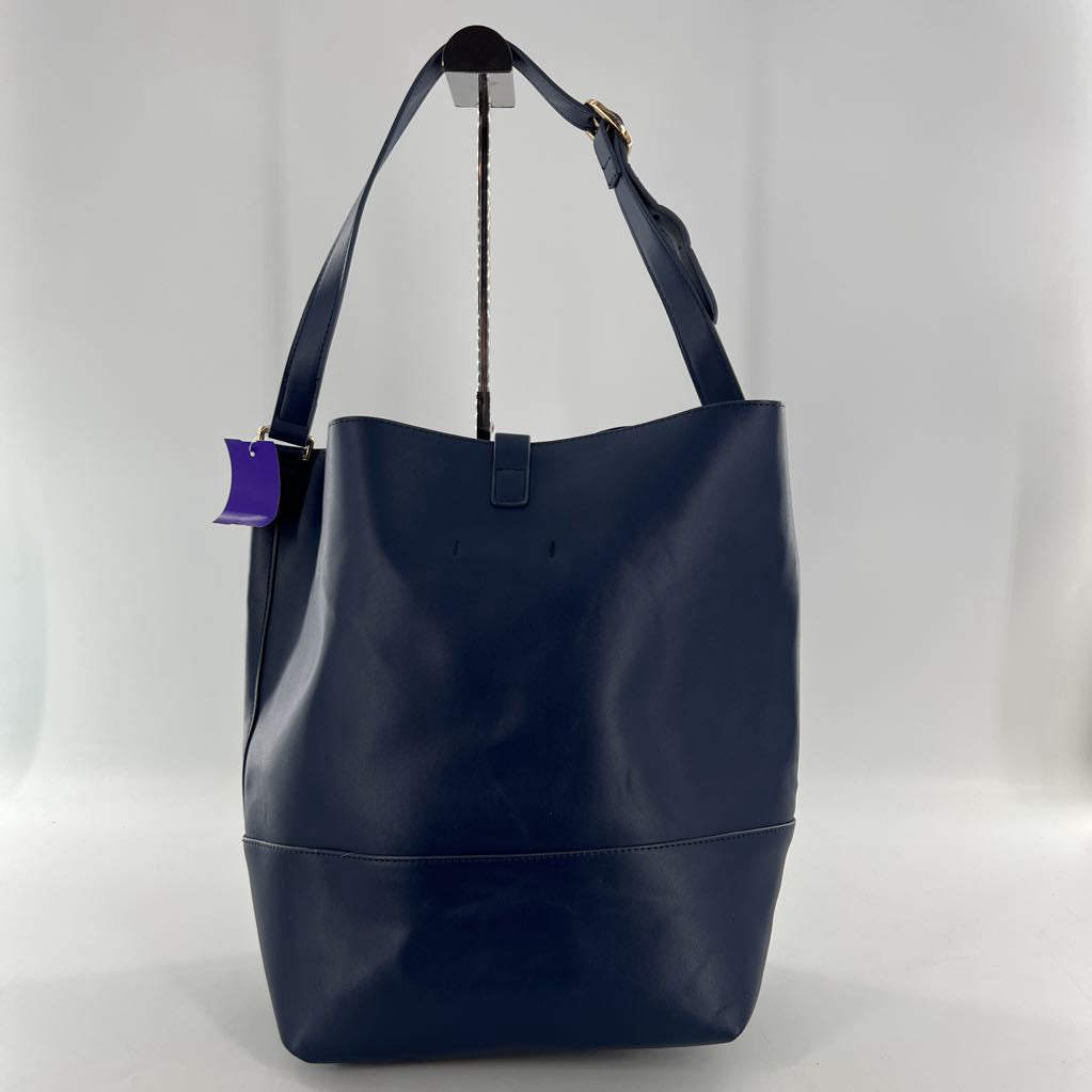faux leather snap closure tote