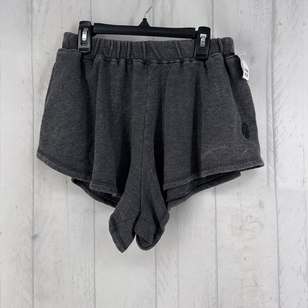 XS pull on shorts