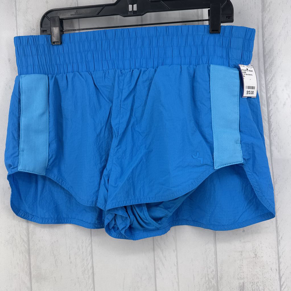 L hi rise shorts