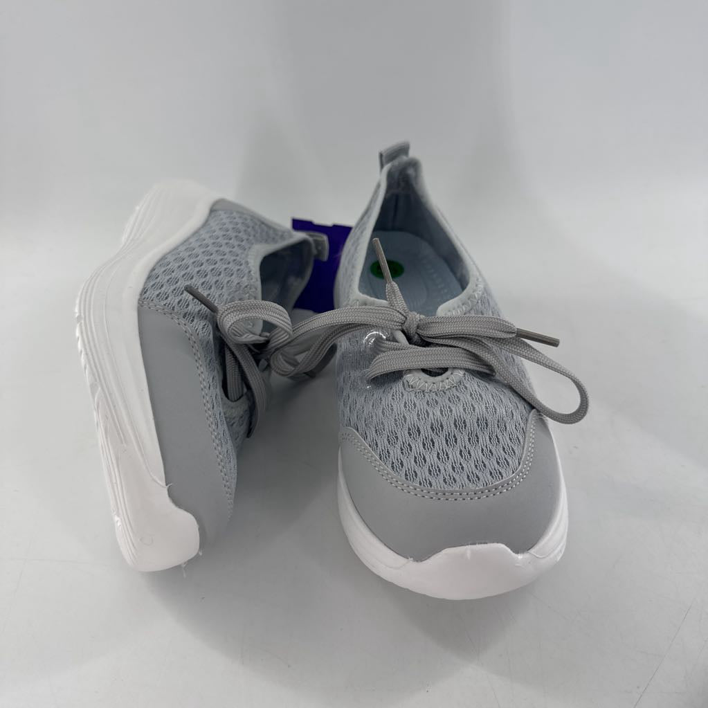 5.5 mesh slip-on sneaker
