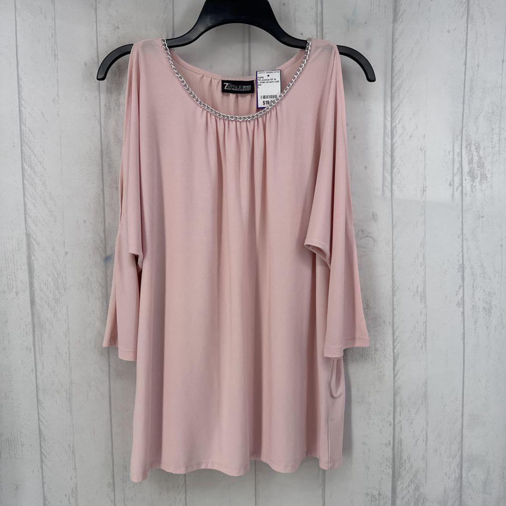 L chain accent cold shoulder top