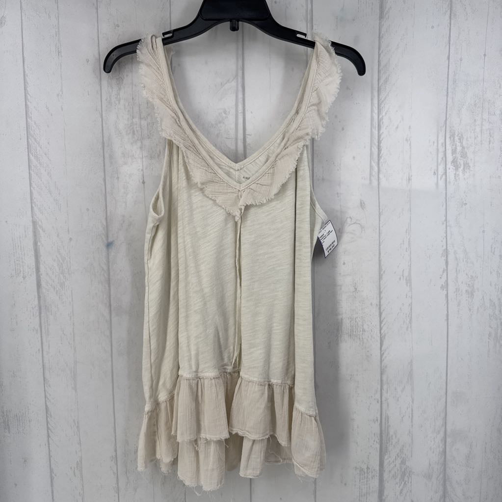 L v-neck rufle hem tank