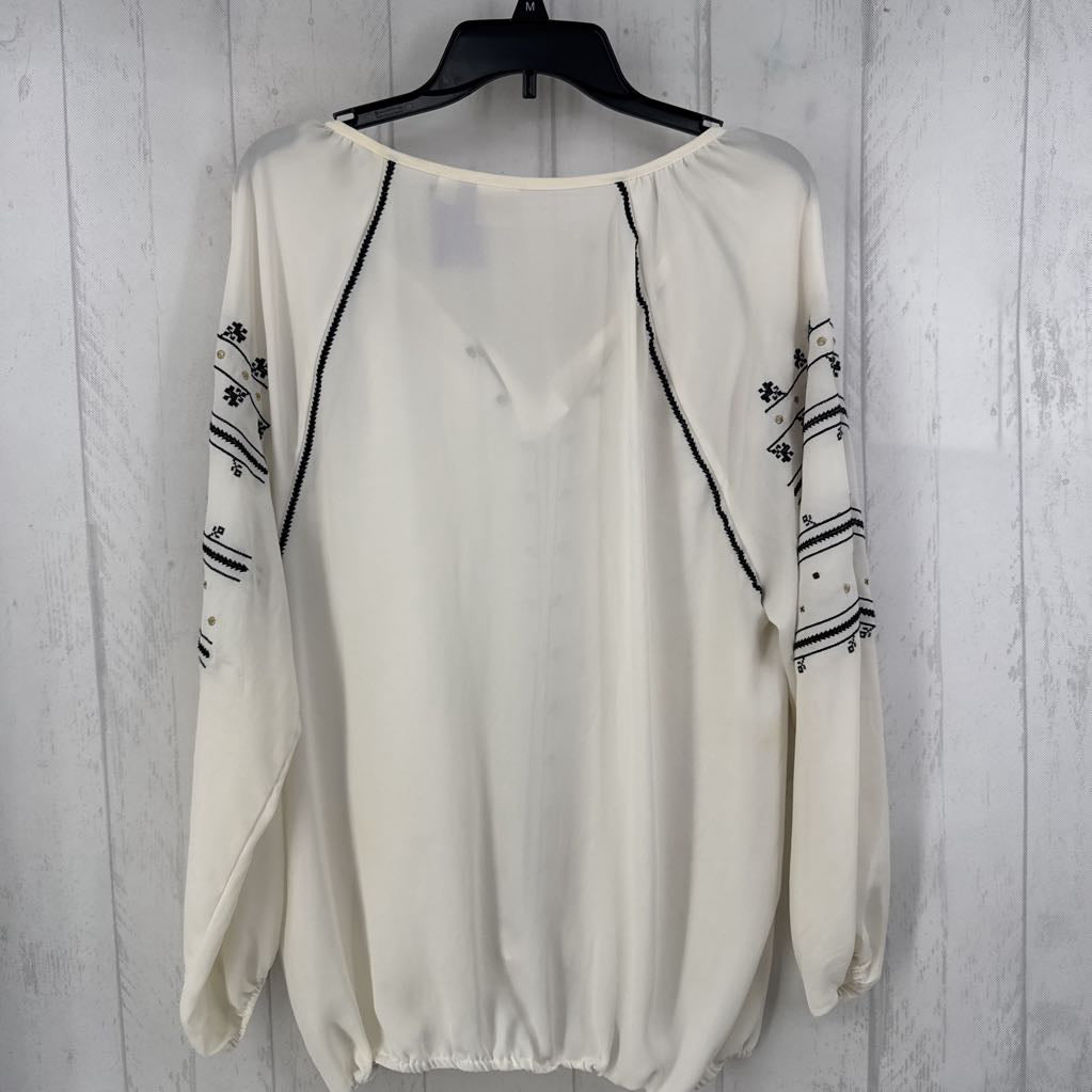 L embroidered tie front l/s top