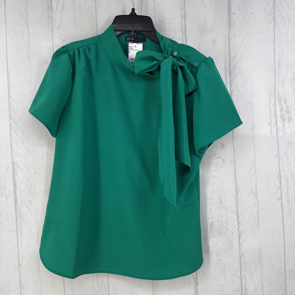 M mock neck w/ bow s/s top