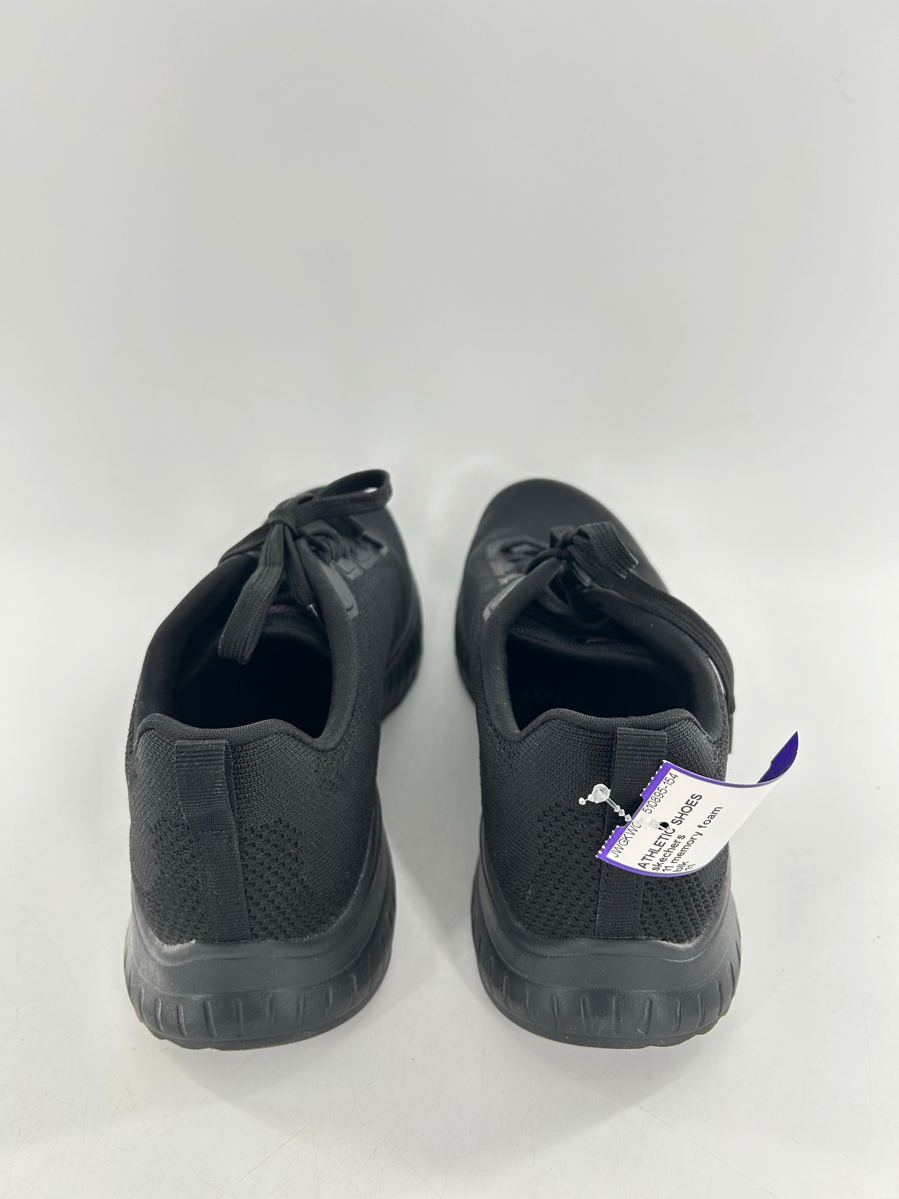 11 memory foam lace up sneaker