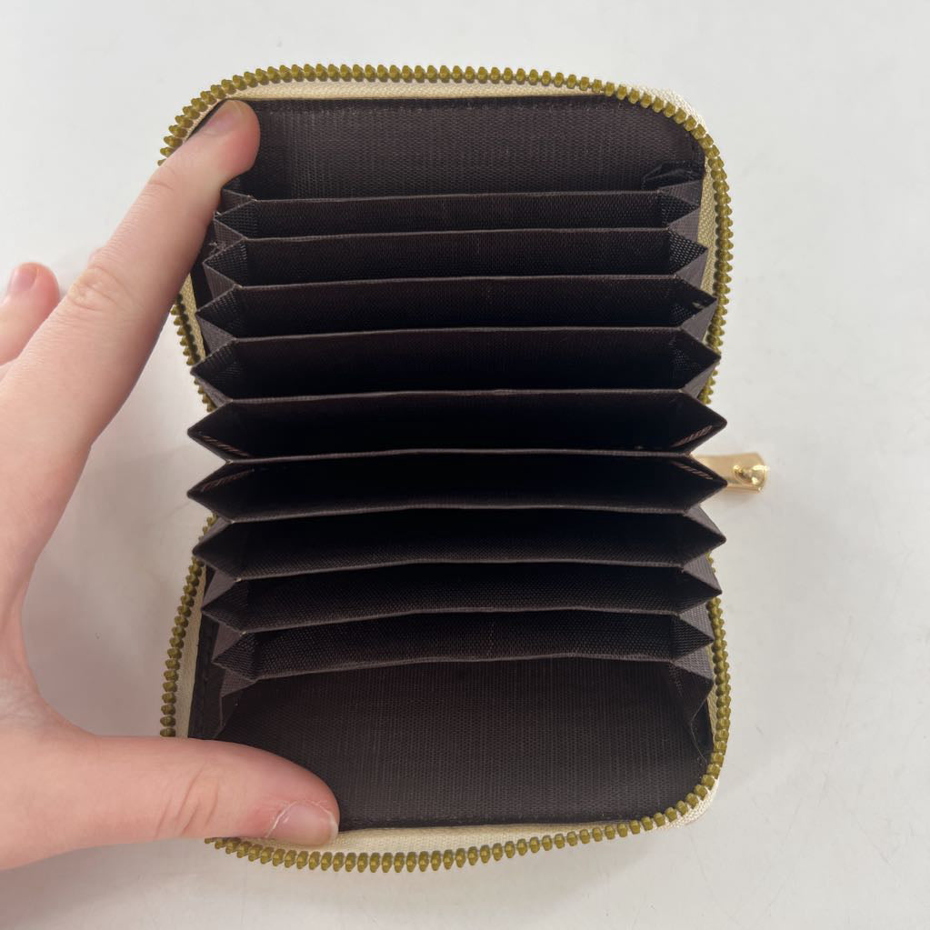 animal print zip around accordion card holder