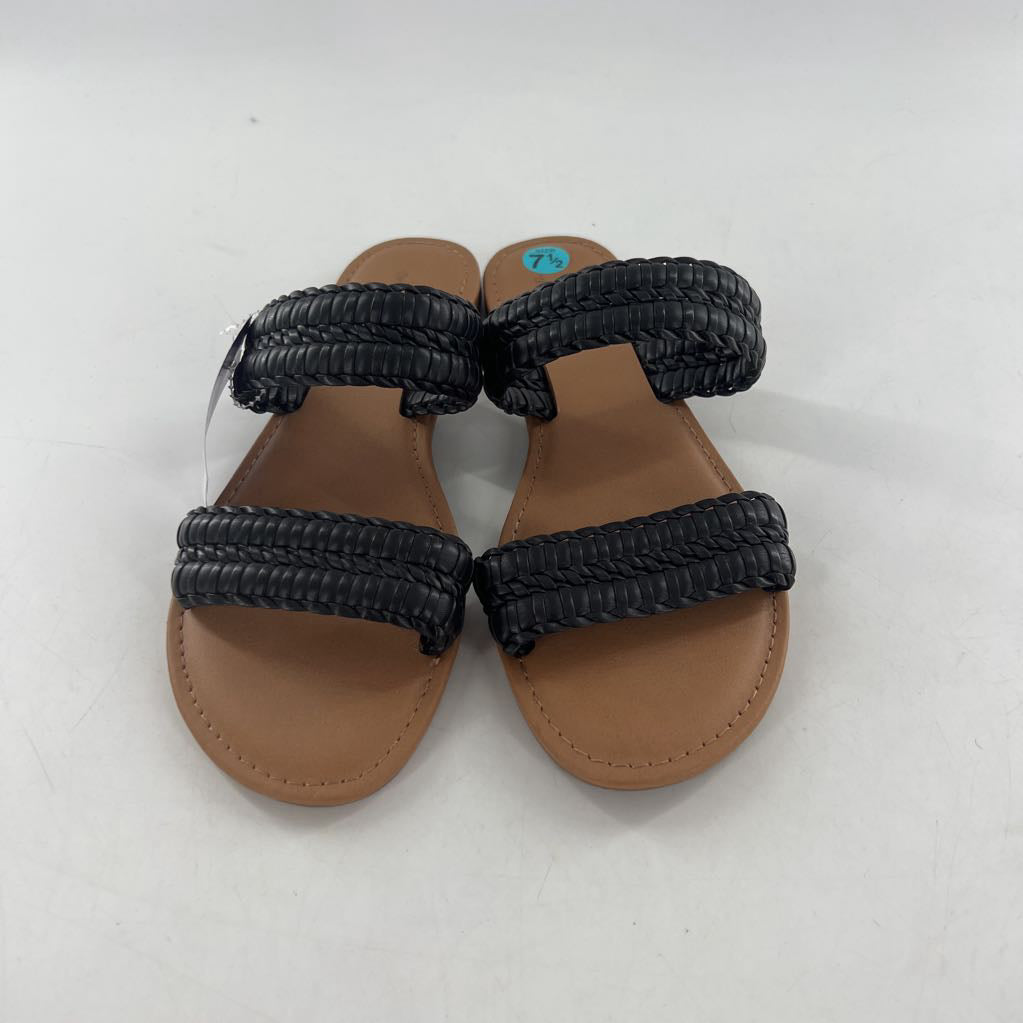 7.5 woven leather straps slip-on sandal