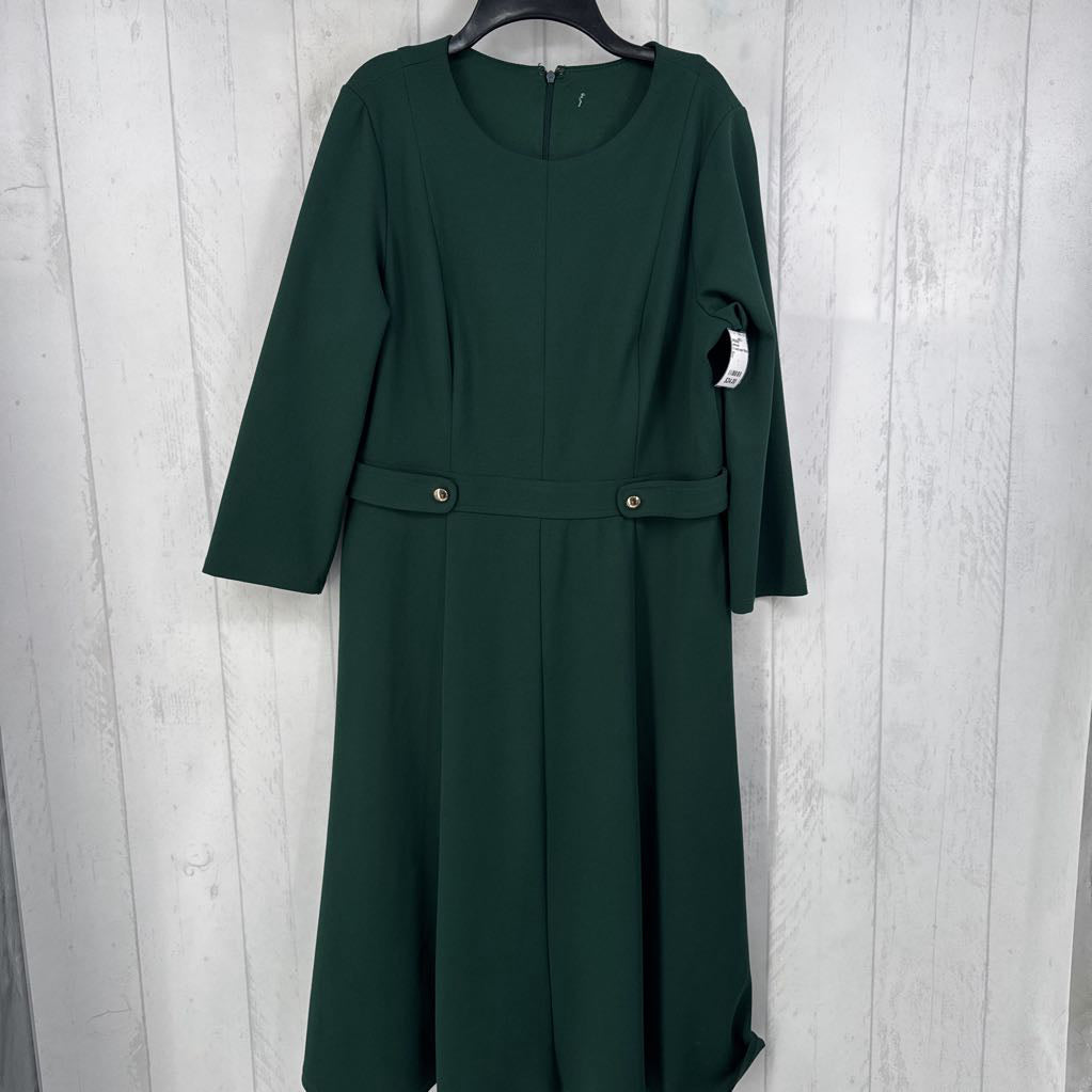 12 round neck fitted waist 3/4 slv dress