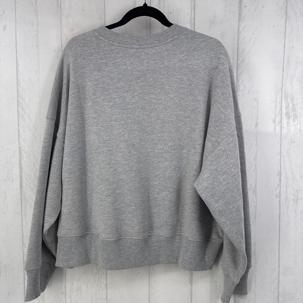 L crewneck sweatshirt-sunday funday