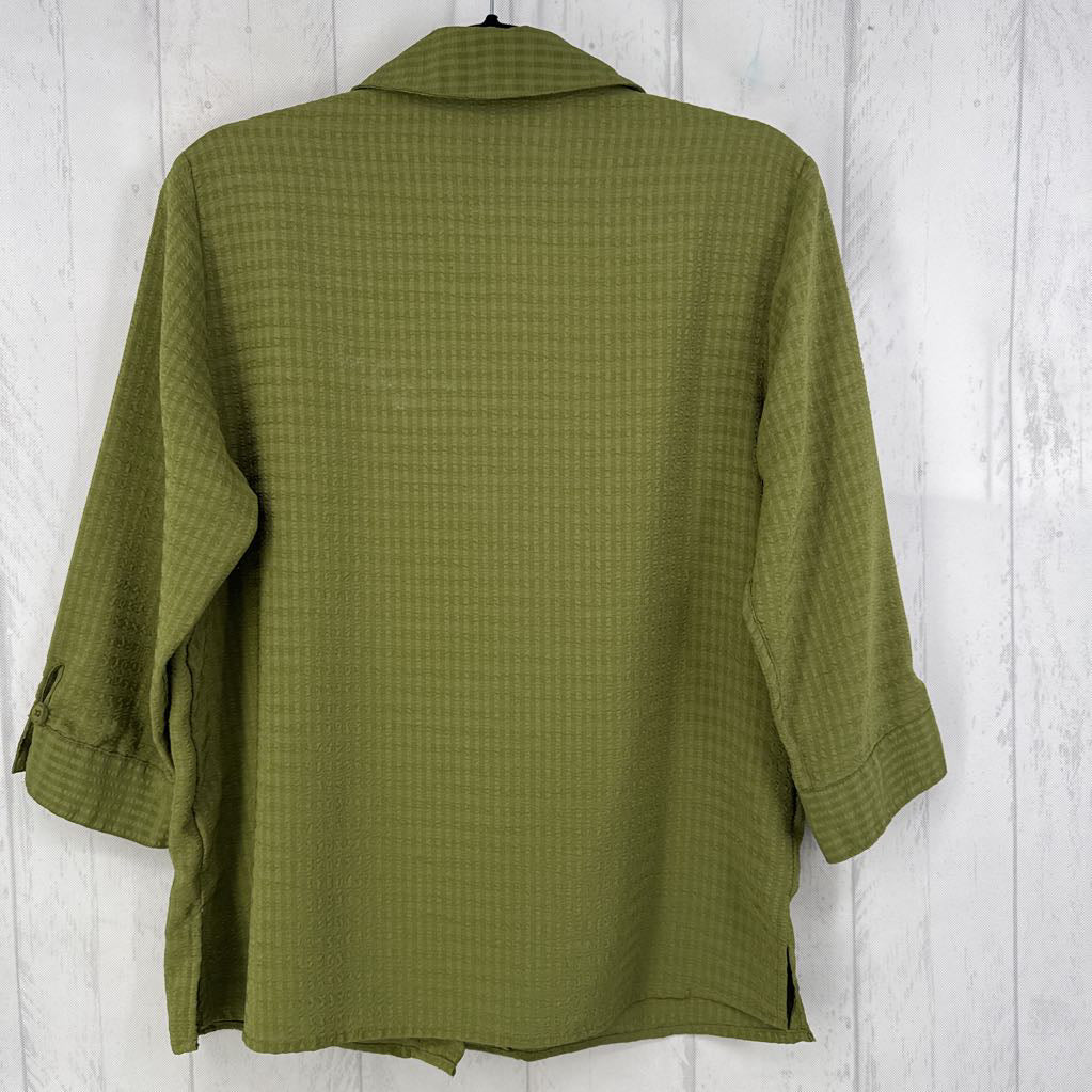 M seersucker button down 3/4 slv top