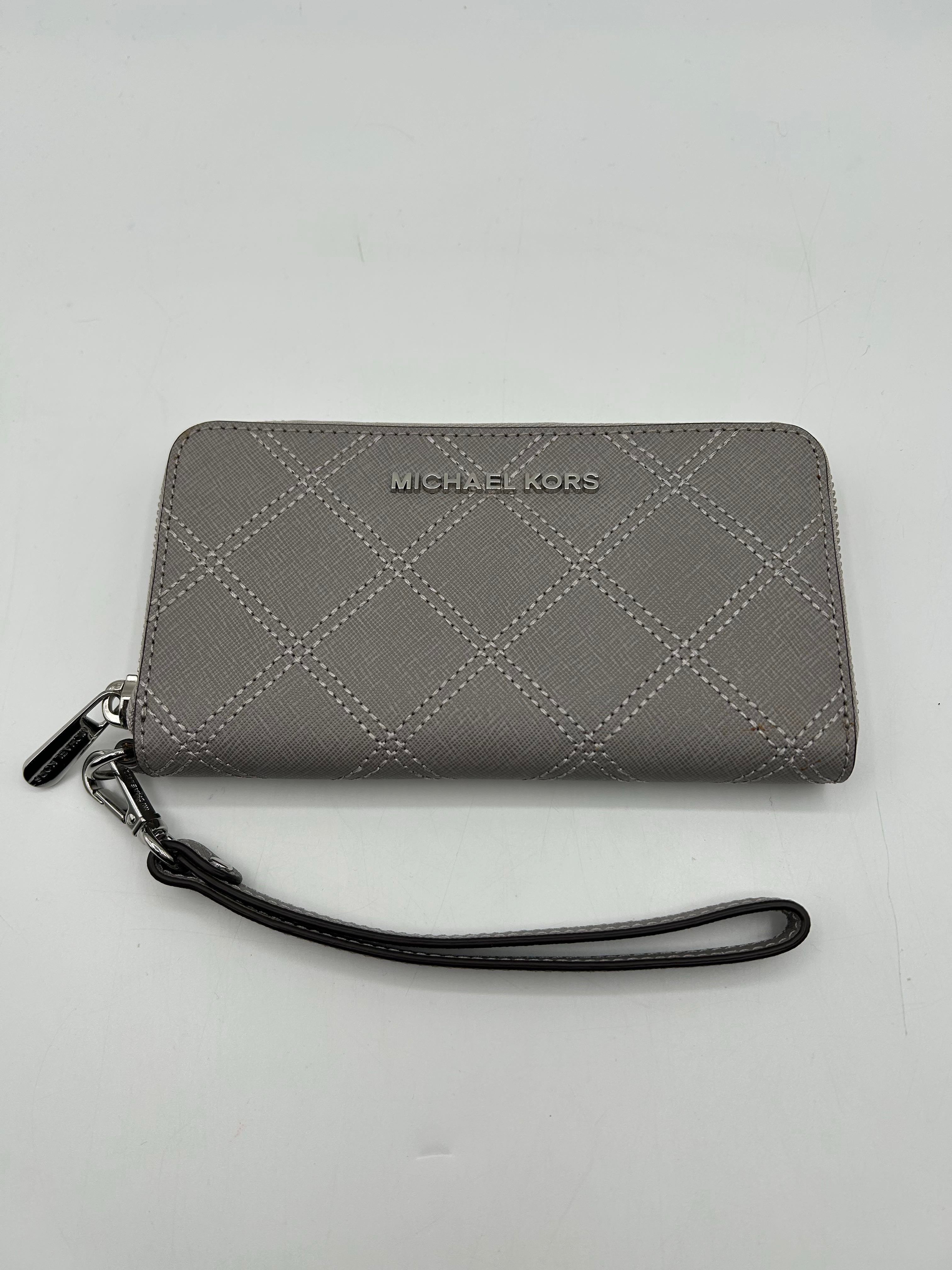quilted zip around wallet/wristlet