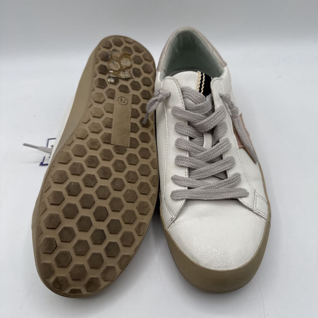 7.5 slip on leather sneaker