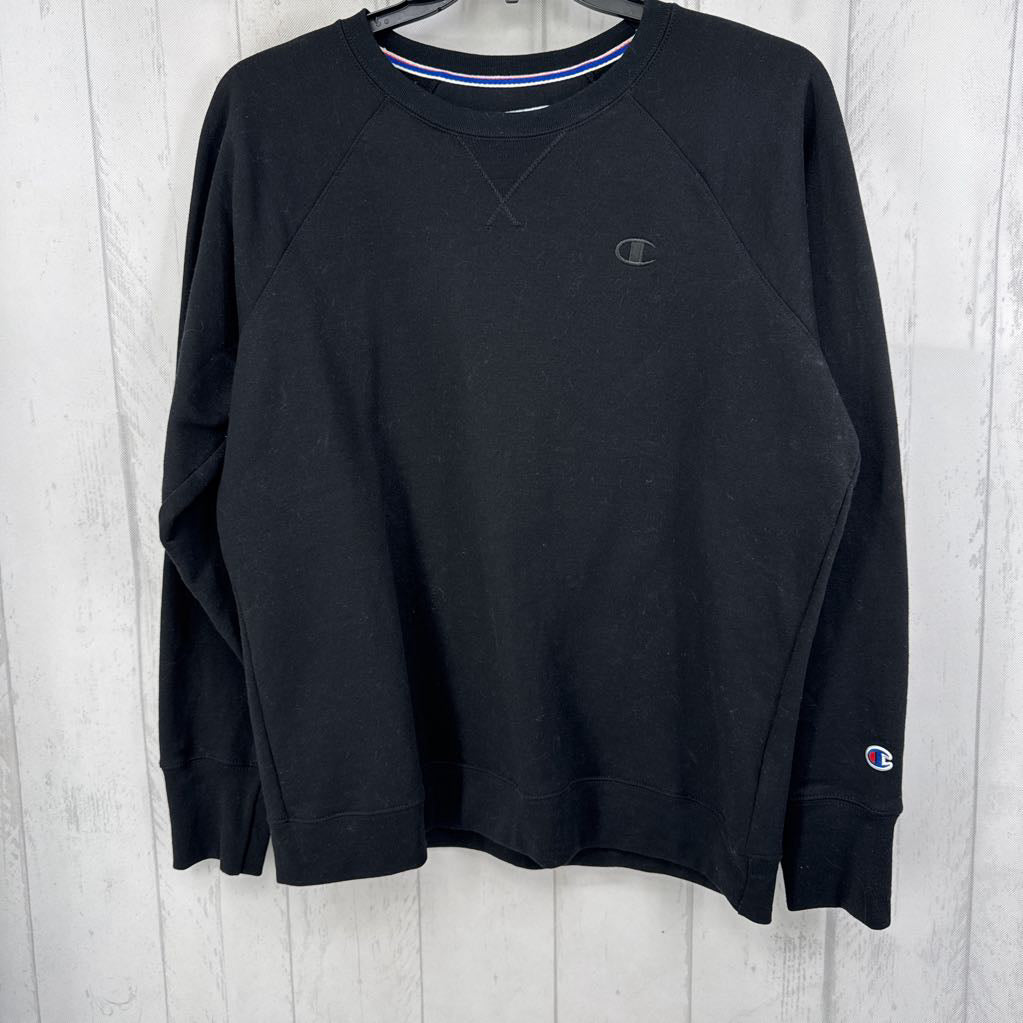 XL crewneck sweatshirt