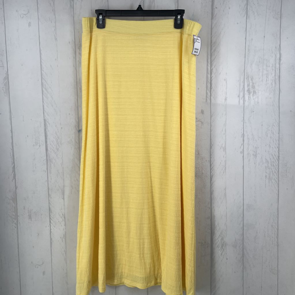 L textured pull-on maxi skirt