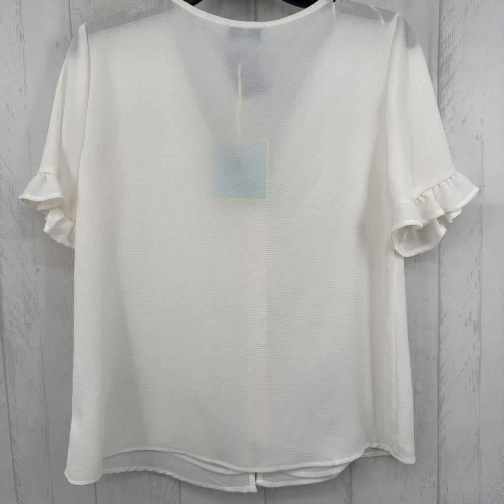 S button front ruffled elbow slv top