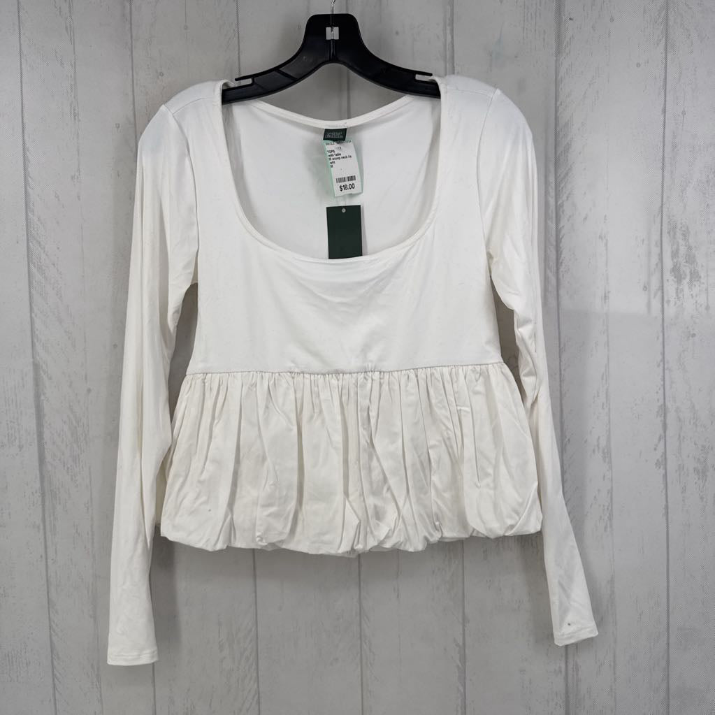 M scoop neck l/s peplum top