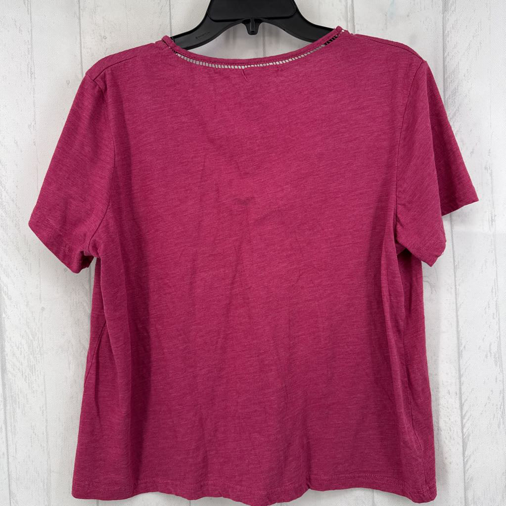 XL v-neck s/s tee