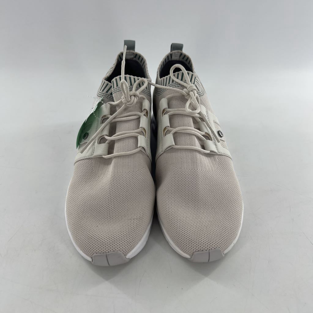 9 slip on sneaker