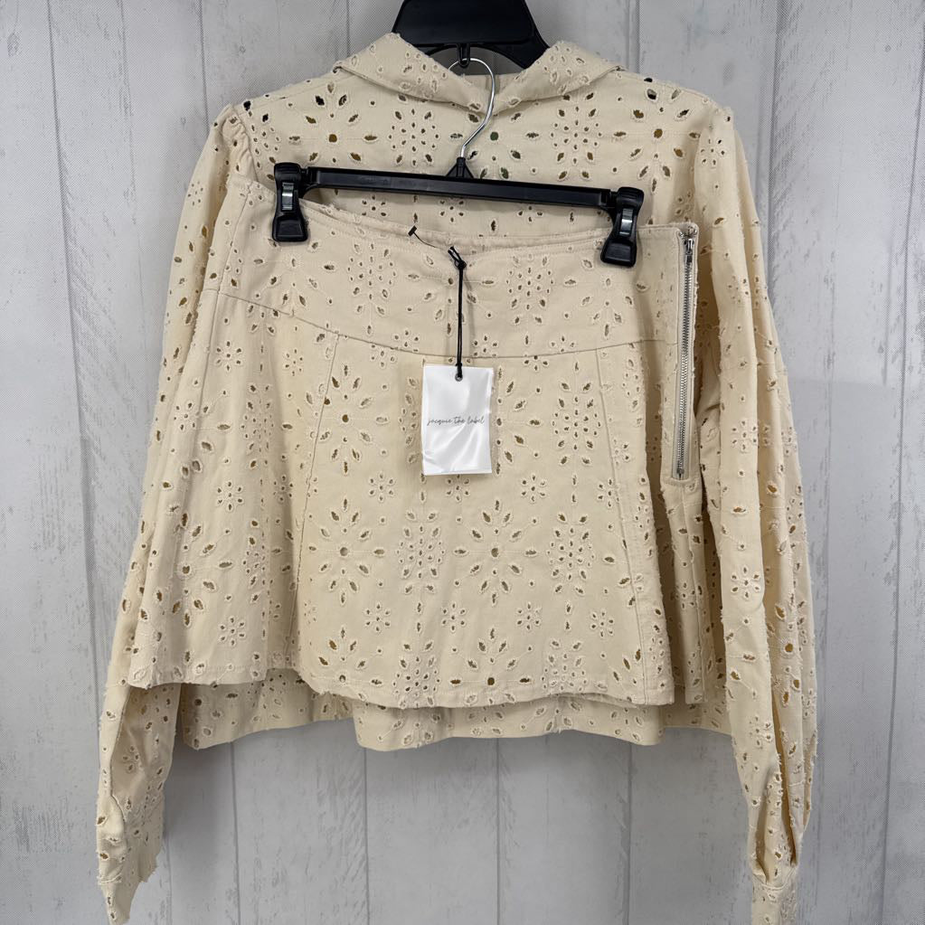 L 2pc eyelet jacket & skirt