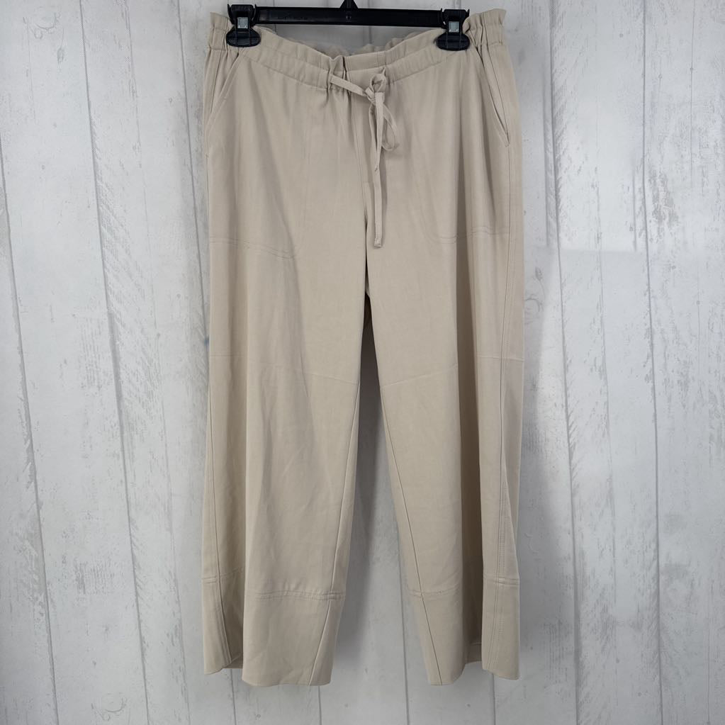 M drawstring waist pants