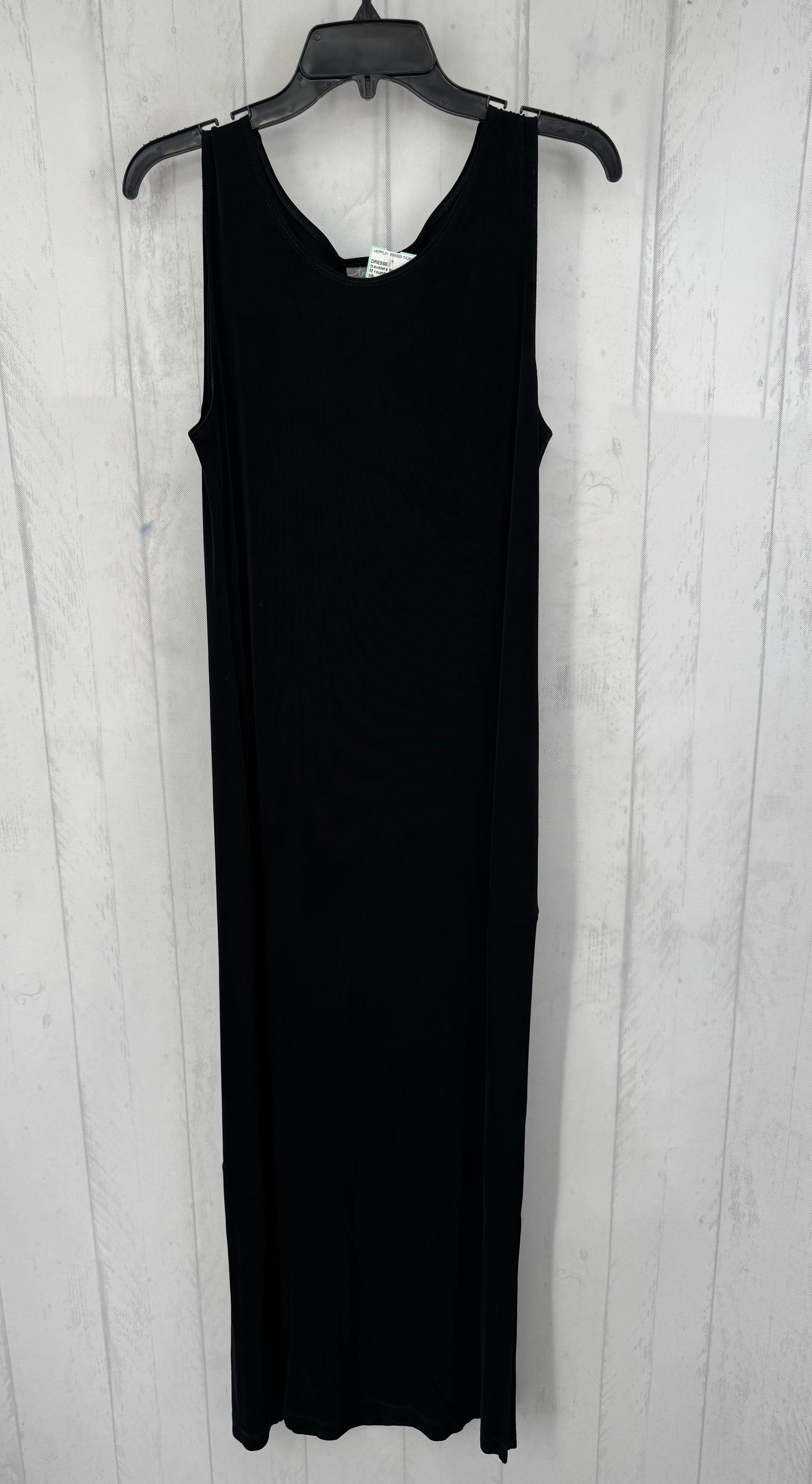 M round neck slvls dress