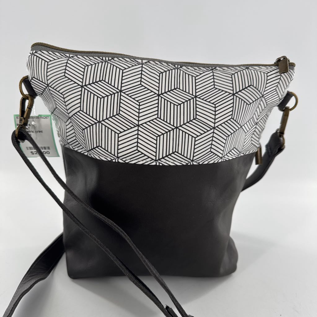 geometric print crossbody