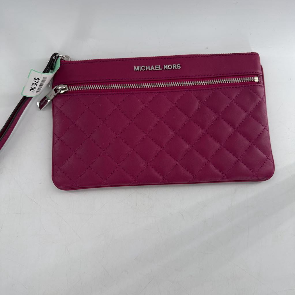 quilted double zip wristlet
