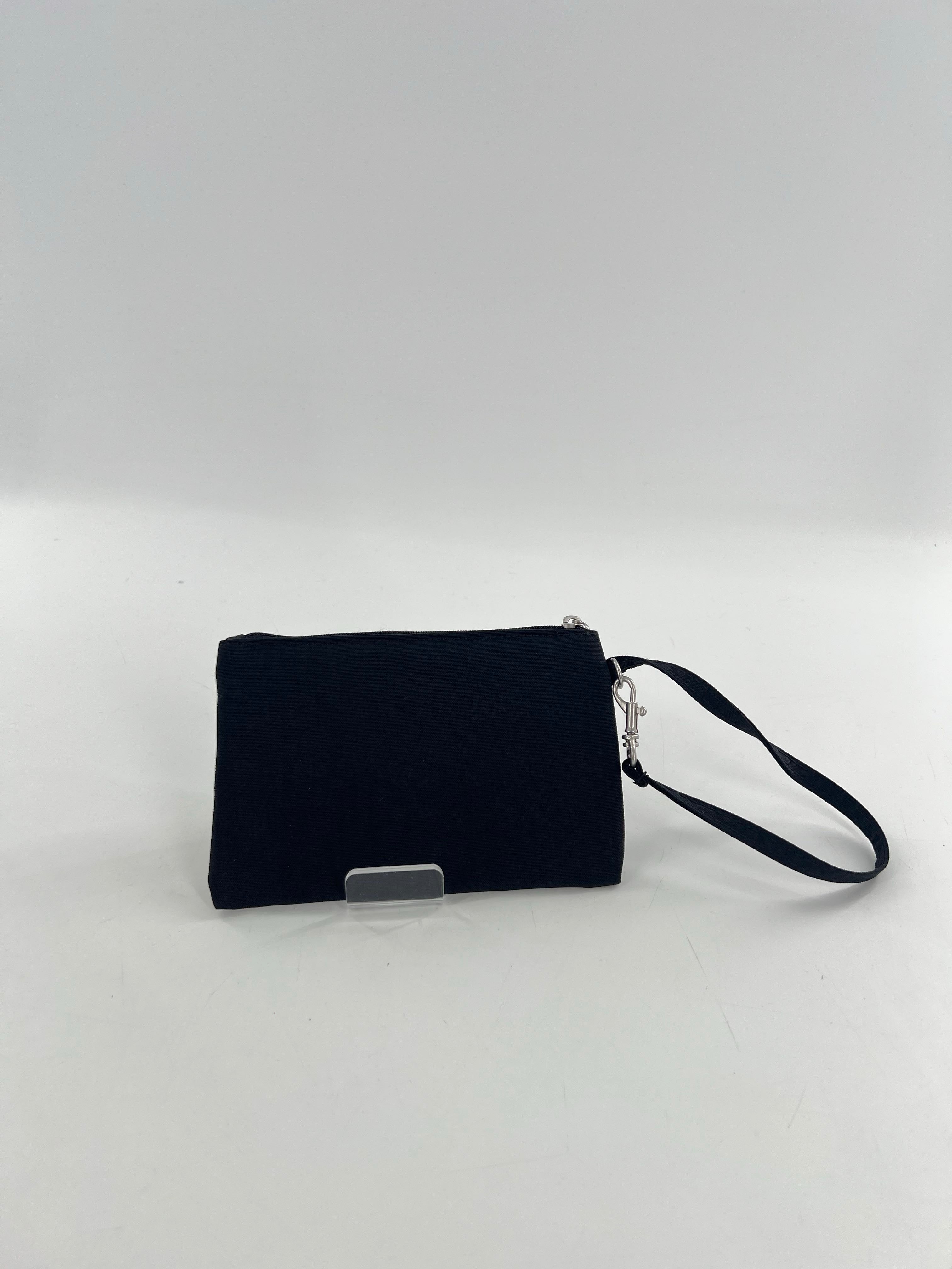 nylon wristlet