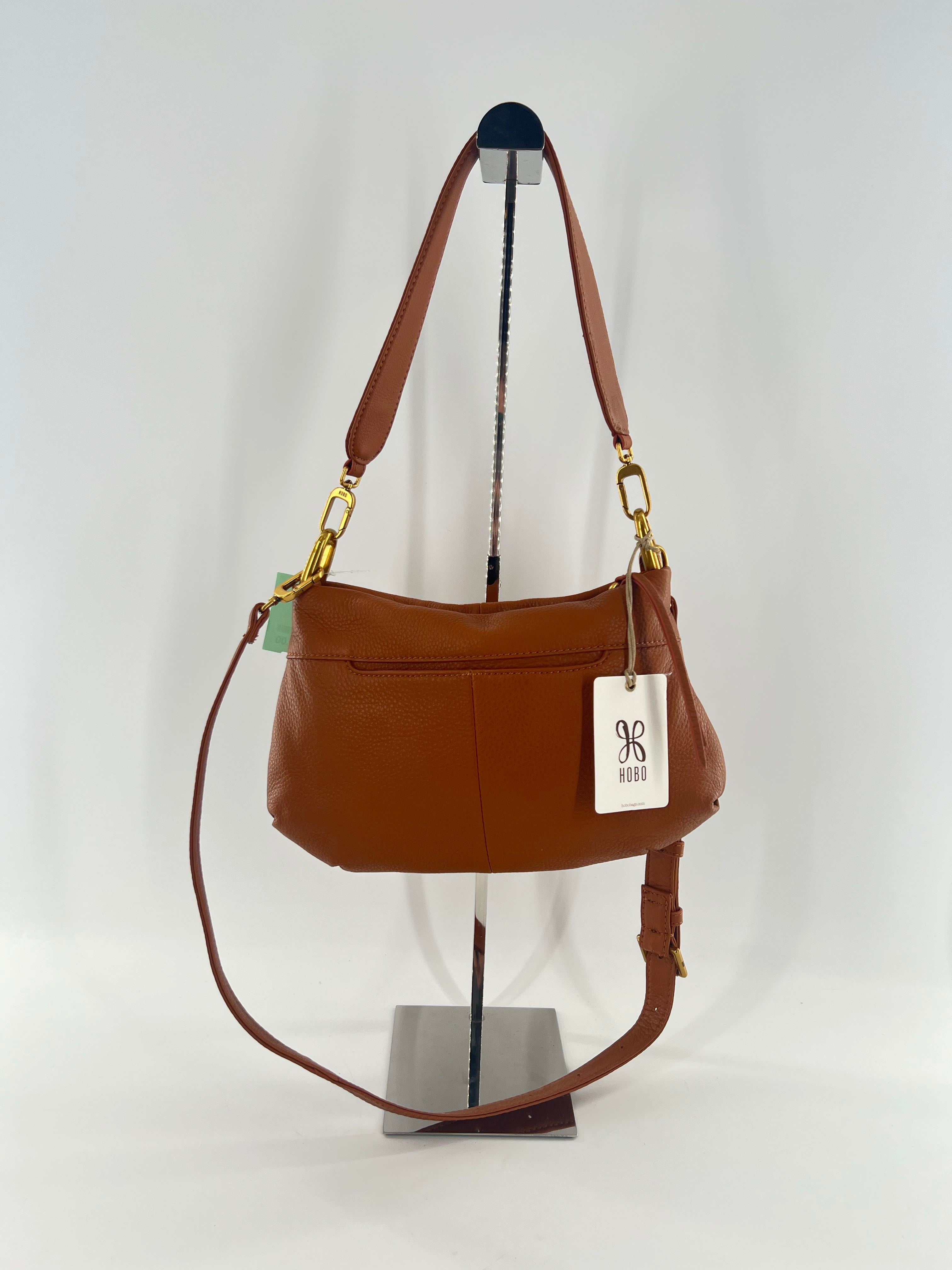 R248 top zip shoulder bag w/ crossbody strap