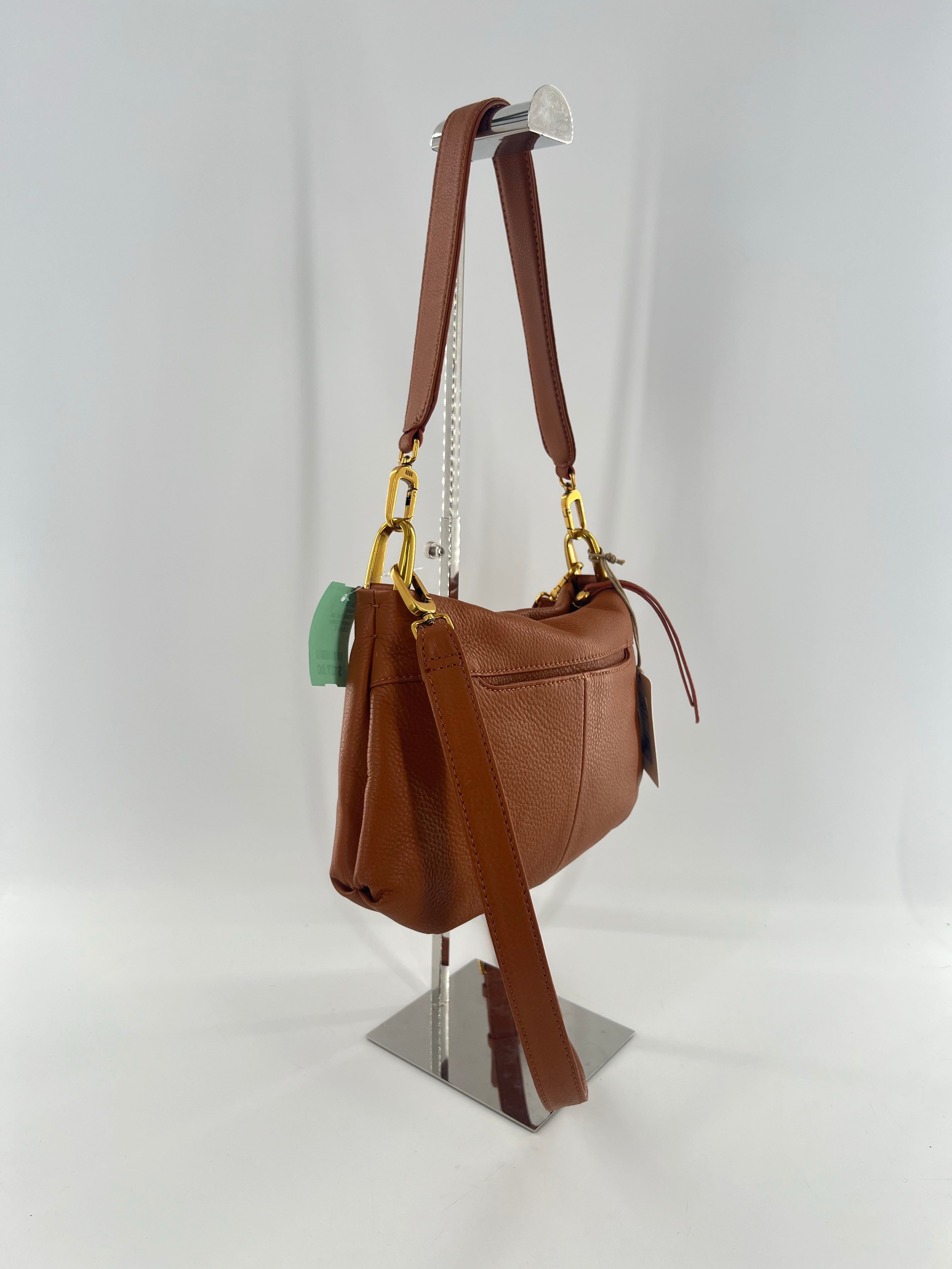R248 top zip shoulder bag w/ crossbody strap