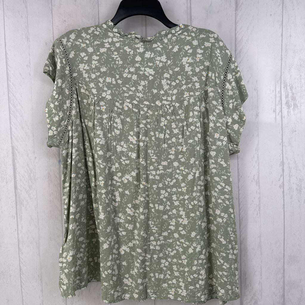 XL flo print tie front flutter slv top