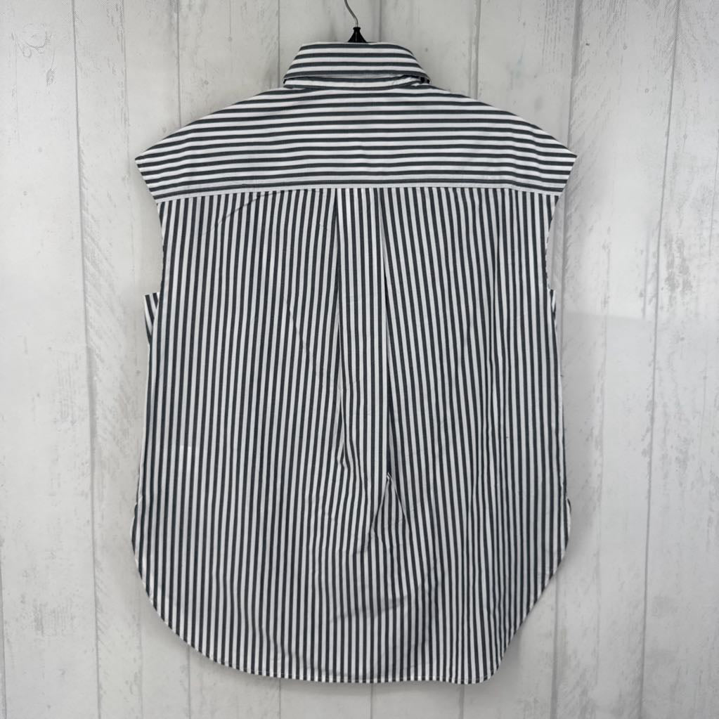 R60 XS striped button down slvls top