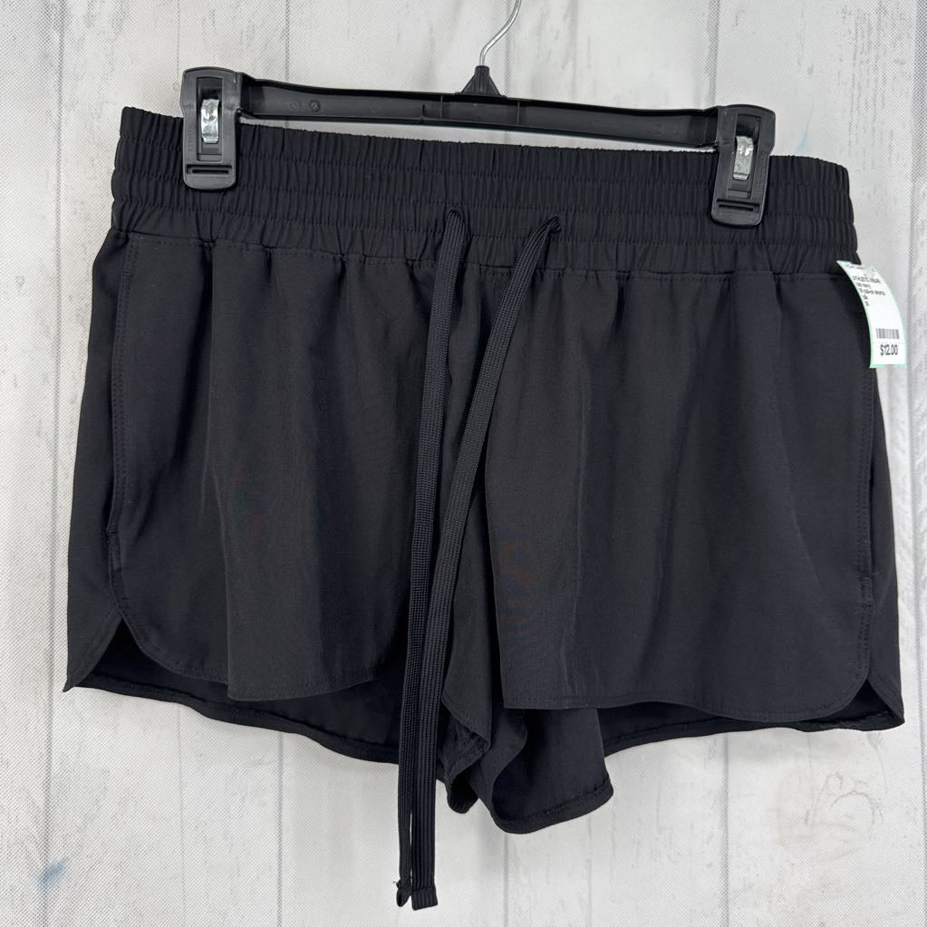 M pull-on shorts