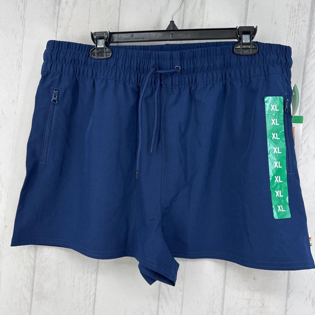 XL pull-on shorts