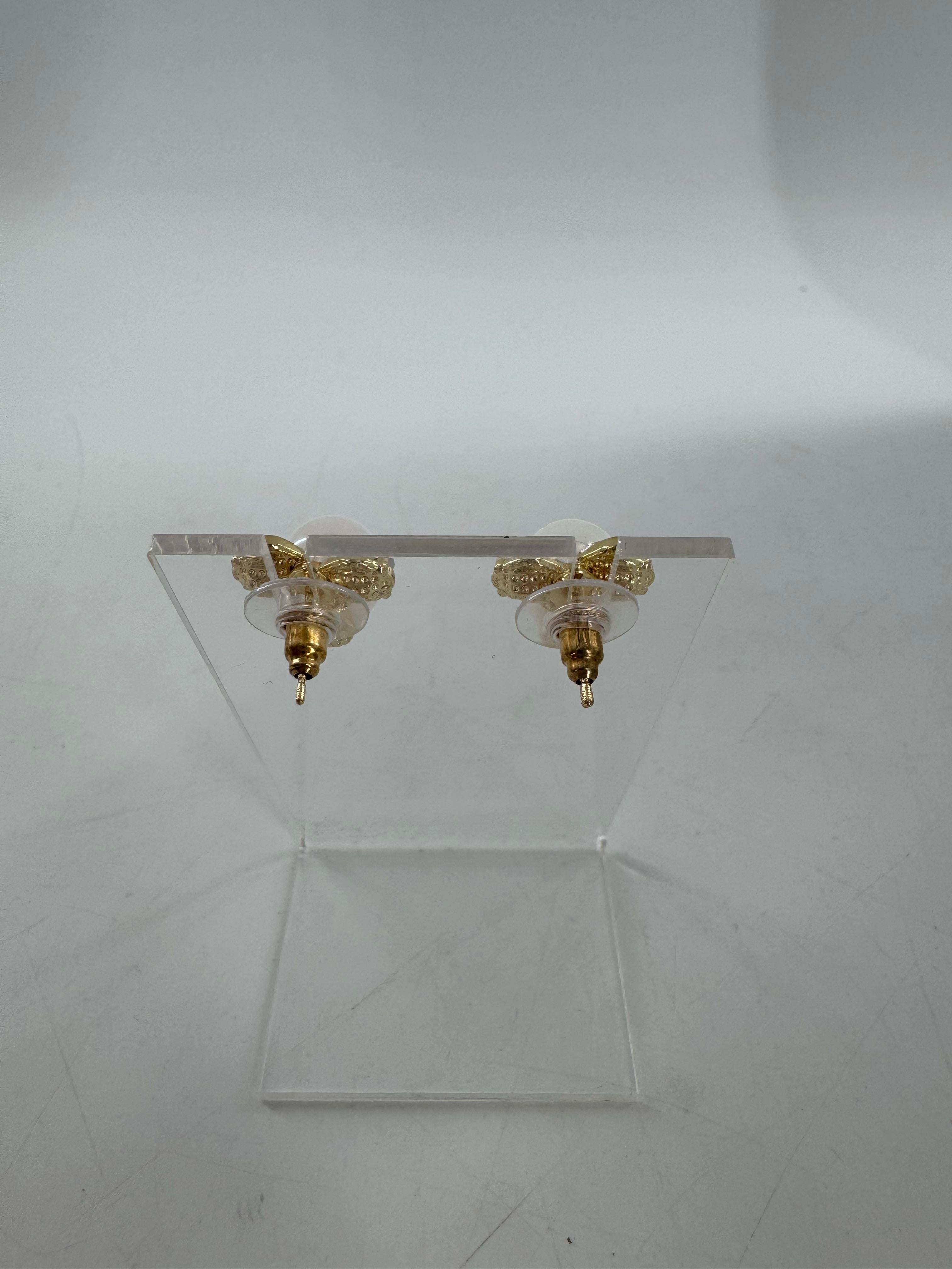 pnk bow & pearl earrings