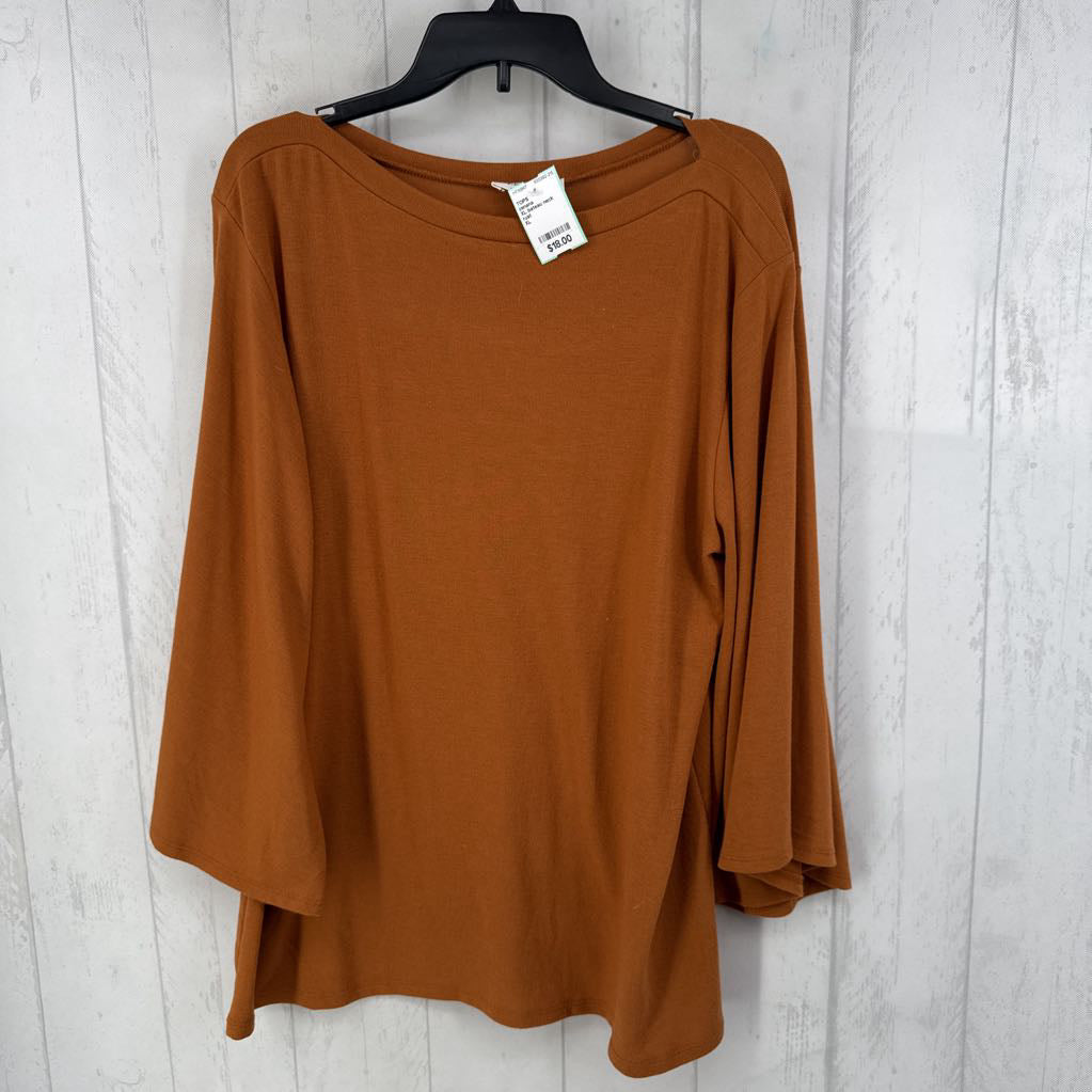 XL bateau neck flare slv top